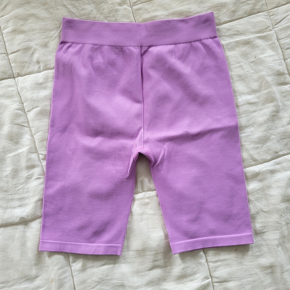 H&M Sport Ribbed Purple Shorts - Picture 2 of 7